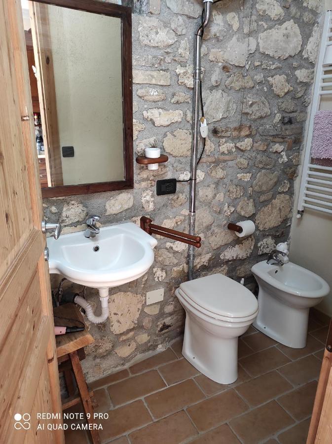 Giardino Casa Selciata Apartment Calvi dell' Umbria Exterior photo